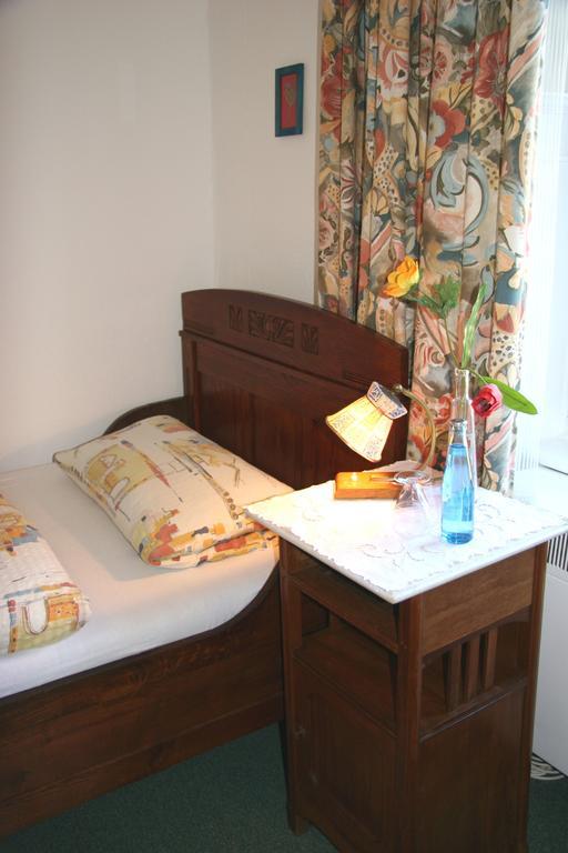 Pension Waldheim Freiburg Ruang foto