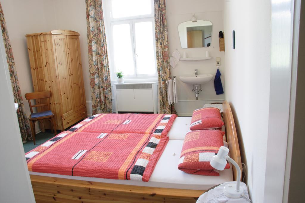 Pension Waldheim Freiburg Ruang foto